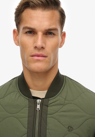 Superdry Tussenjas in Groen