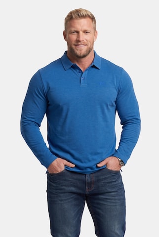 Men Plus Shirt in Blue