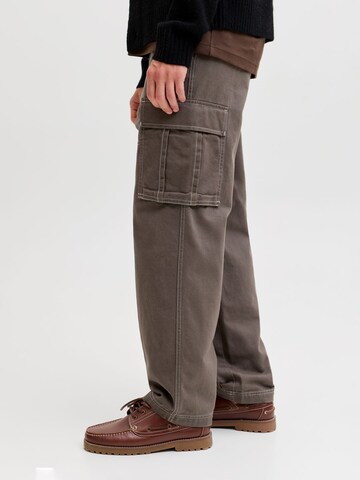 JACK & JONES Regular Cargohose in Braun