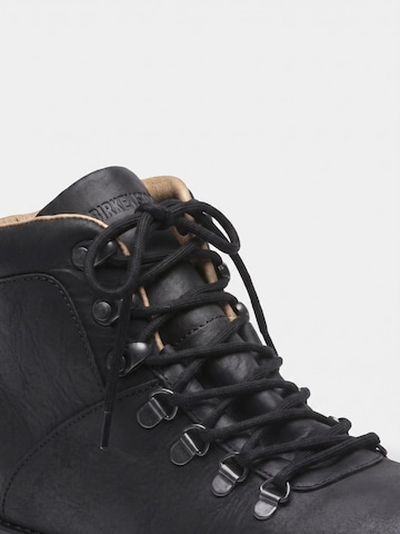 BIRKENSTOCK Veterlaarzen 'Jackson' in Zwart