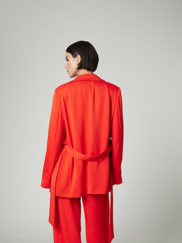 Blazer 'Cecile' di A LOT LESS in rosso