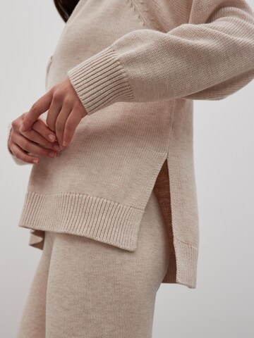 EDITED Sweater 'Nava' in Beige