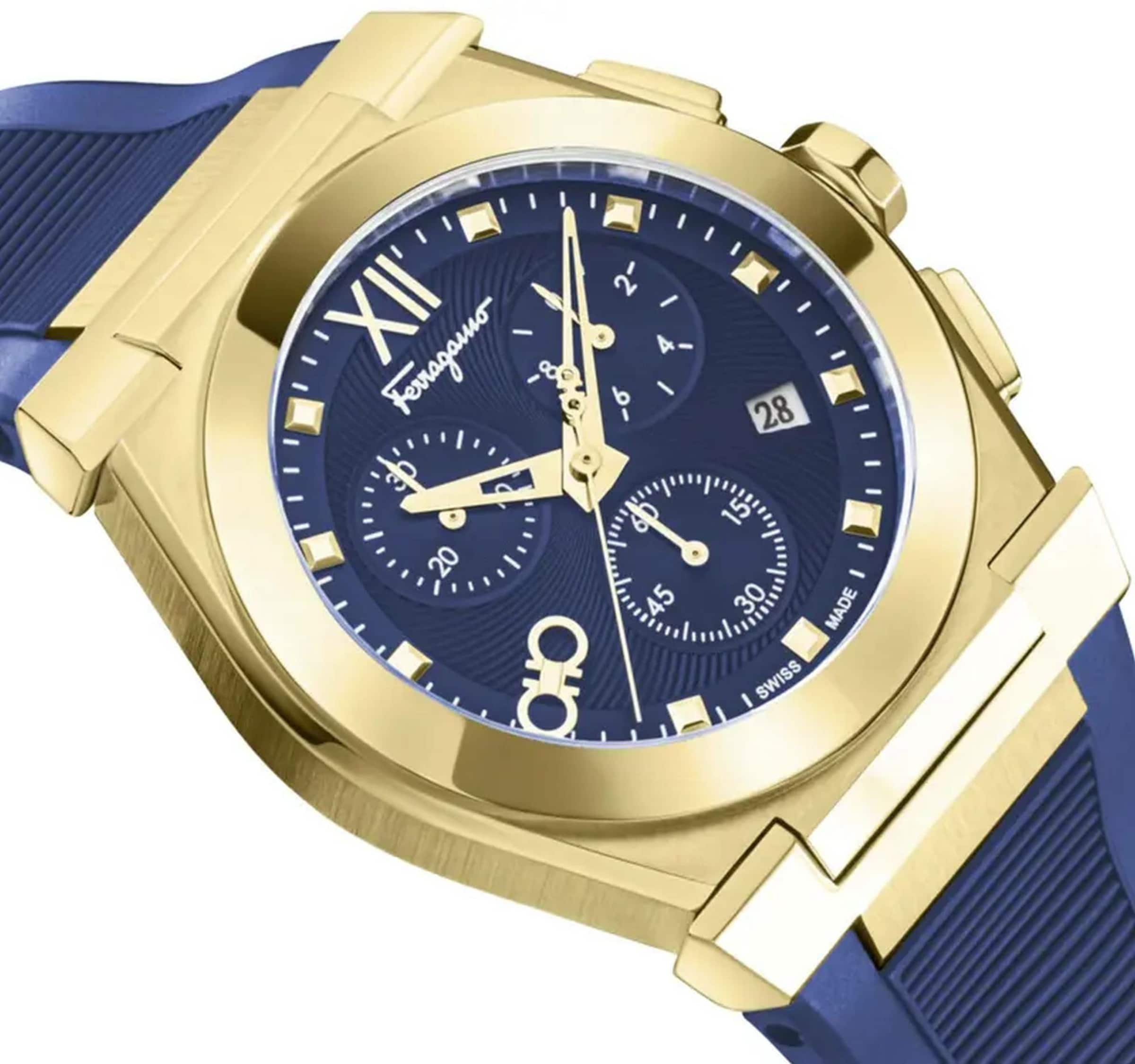 Salvatore Ferragamo Analog Watch in Blue
