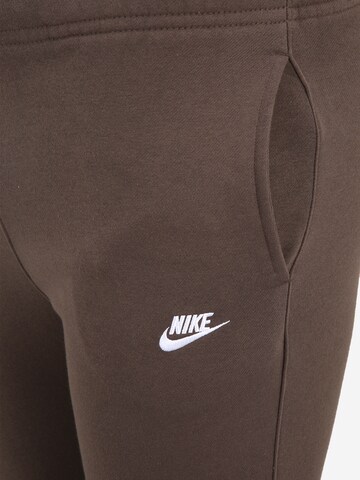 Nike Sportswear Zúžený strih Nohavice 'Club Fleece' - Zelená