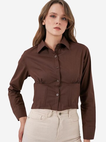 Camicia da donna di Bigdart in marrone: frontale