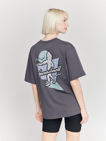 ABOUT YOU x StayKid Shirt 'Karla ZigZag' in Grey: back