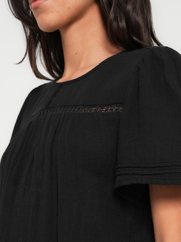 Bluză 'PCSIKKA' de la PIECES pe negru