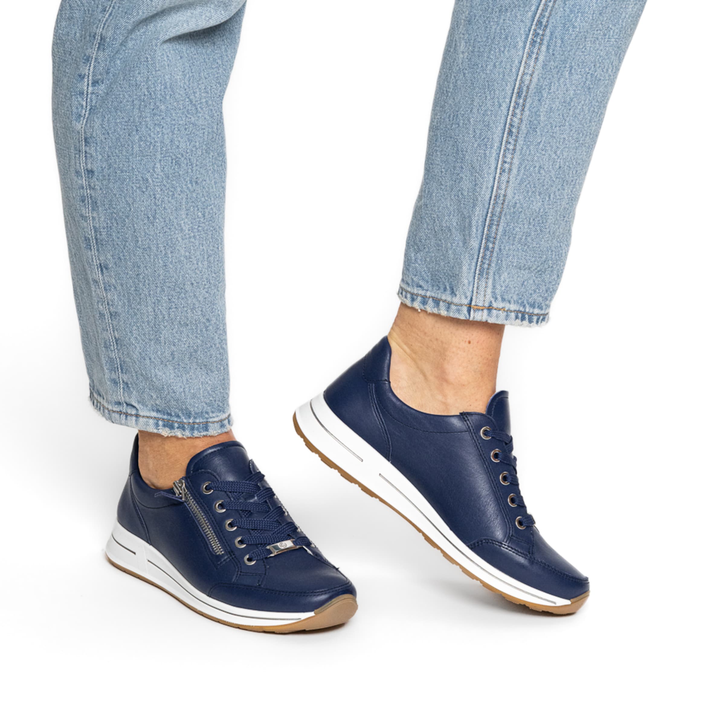 ARA Sneaker in Blau: Vorderseite