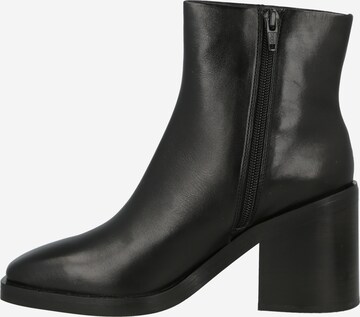 Bottines Karolina Kurkova Originals en noir