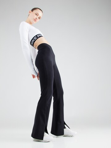 Nike Sportswear Flared Leggings 'AIR' em Preto