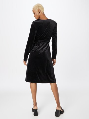 Rochie 'Samara' de la Herrlicher pe negru