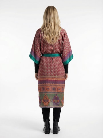 Shop Karey Kimono 'Jaipur Sunset'‌‌‌ in Rot