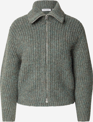 WEEKDAY Вязаная кофта 'Bea' в Зеленый: спереди