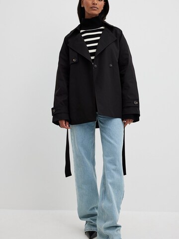 NA-KD Between-Seasons Coat in Black: front