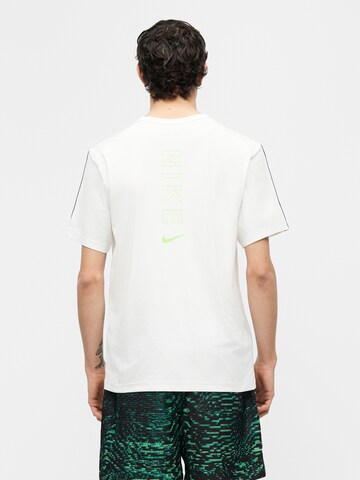 Nike Sportswear T-shirt i vit