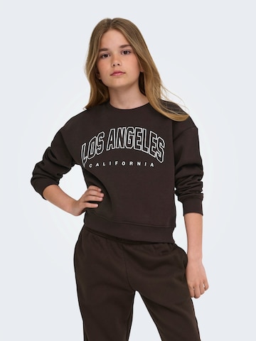 ONLY GIRLS Sweatshirt 'KOGSWEAT' in Bruin: voorkant