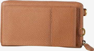 Braun Büffel Wallet in Brown