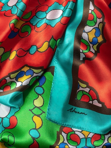 Sciarpa 'OROSI-Silk scarf' di AFROZAN in rosso
