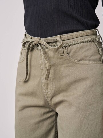 Loosefit Jean Deeluxe en vert