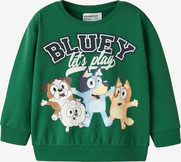 NAME IT Tréning póló 'NMMJUST BLUEY' - zöld: elől