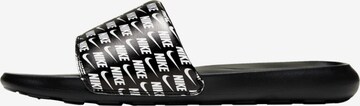 Nike SportswearNatikače s potpeticom 'VICTORI ONE SLIDE PRINT' - crna boja