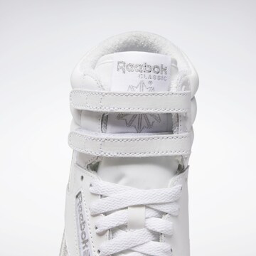 Sneaker înalt de la Reebok pe alb