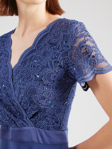 SWING - Vestido de gala en azul