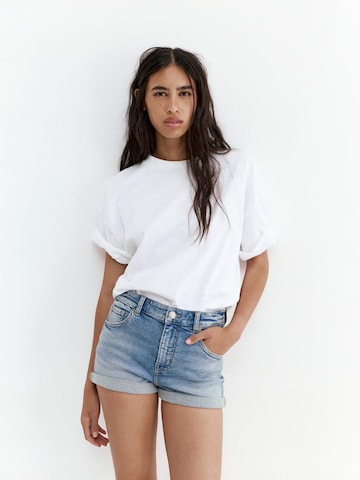Regular Jeans de la Pull&Bear pe albastru: față