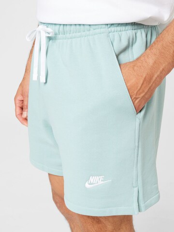 Nike Sportswear Štandardný strih Nohavice 'Club Flow' - Modrá