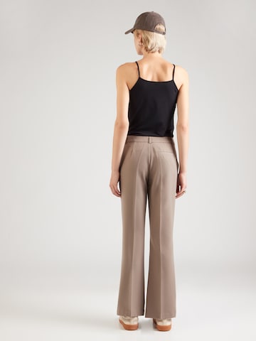 Gina Tricot regular Παντελόνι με τσάκιση σε γκρι