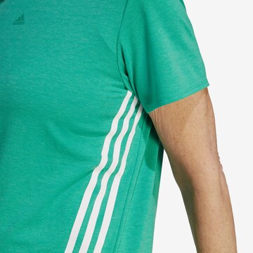 ADIDAS SPORTSWEAR Sportshirt 'Train Icons' in Grün