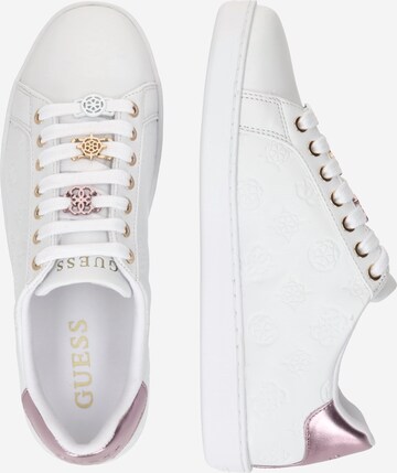 Baskets basses 'ROSENNA' GUESS en blanc