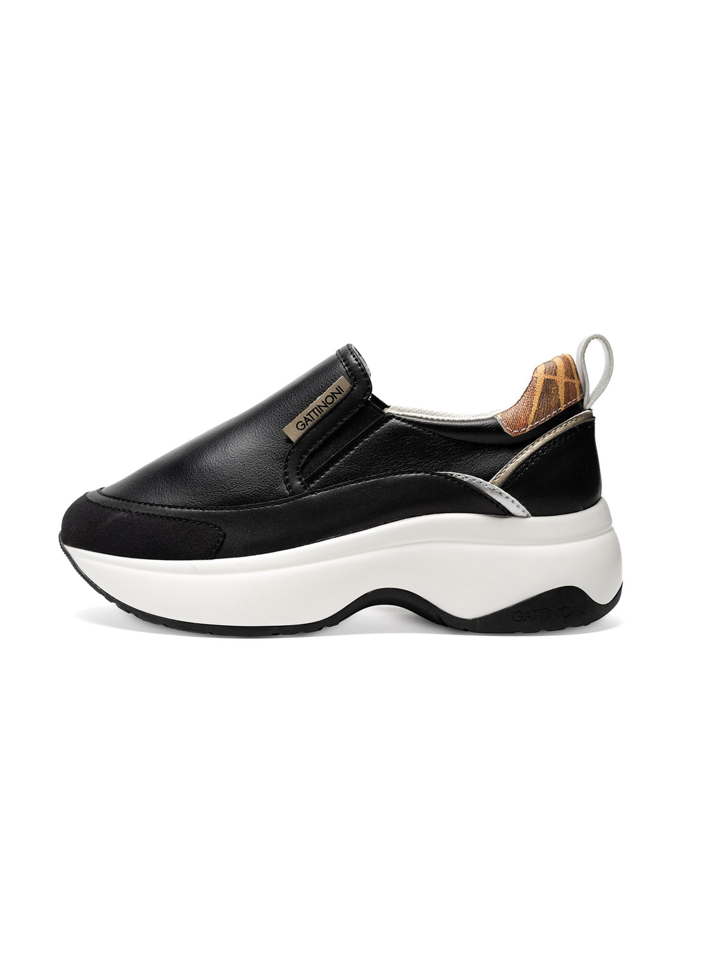 Sneaker bassa di Gattinoni in nero: frontale