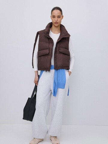 Estro Vest '83101' in Brown