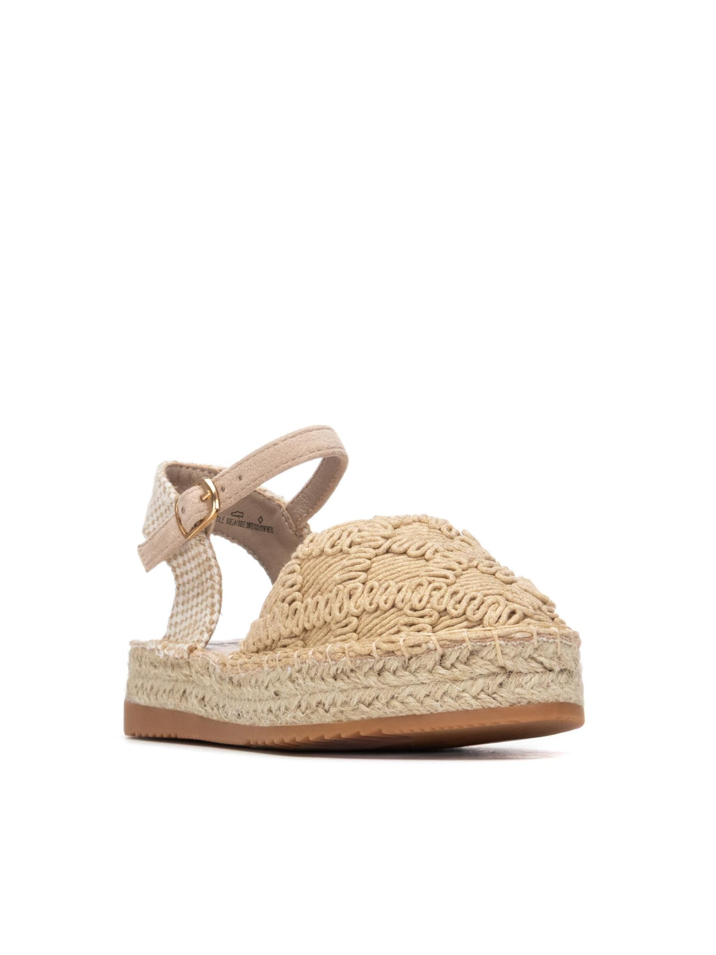 Xti Sandals in Beige