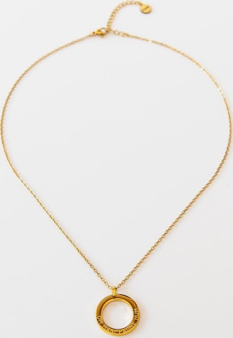 Divasya Necklace 'Om Mani Padme Hum' in Gold: front