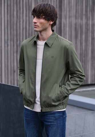 Street One MEN Between-Season Jacket in Green: front