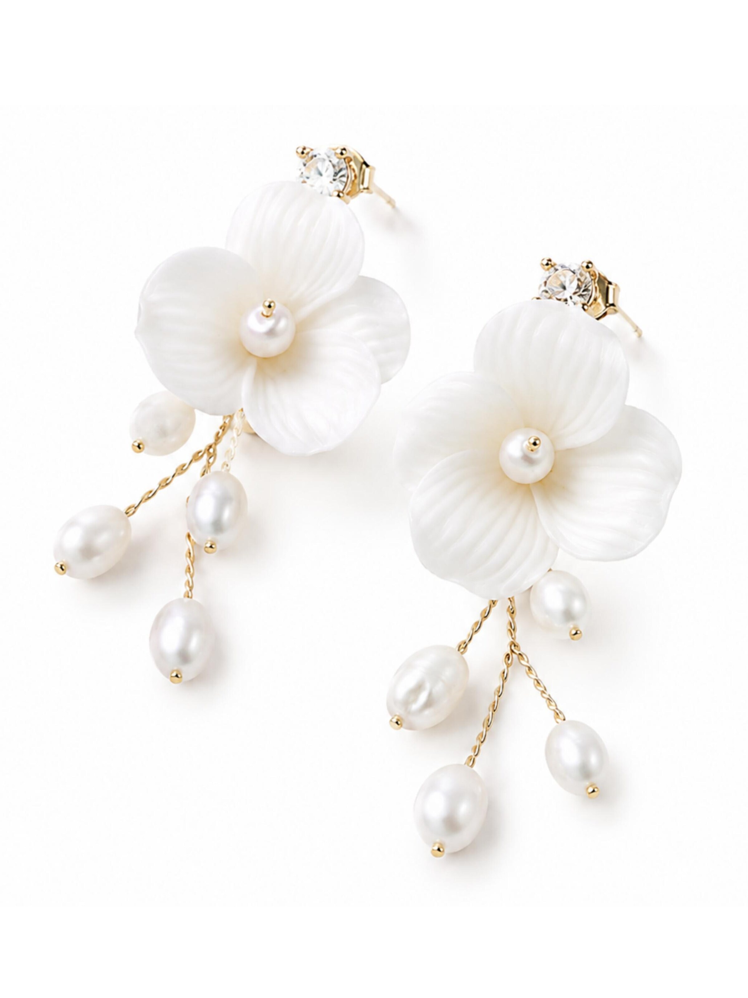 ANNIS WIESBADEN EST. 2021 Earrings 'Amélie' in Gold: front