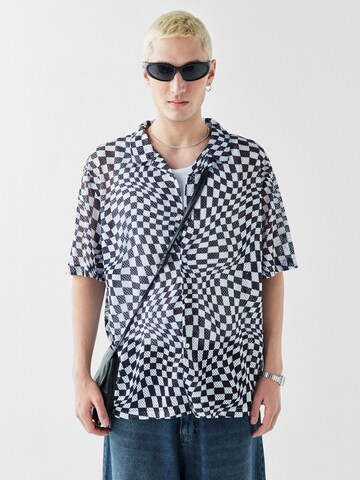 VAMOS CLO Comfort fit Button Up Shirt 'Miami' in Black: front