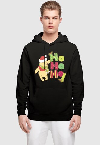 ABSOLUTE CULT Sweatshirt 'Winnie The Pooh - Ho Ho Ho Scarf' in Zwart: voorkant