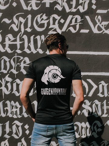 Guggen Mountain Funktionsshirt in Schwarz: Vorderseite