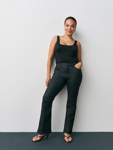 Next Bootcut Džíny – černá