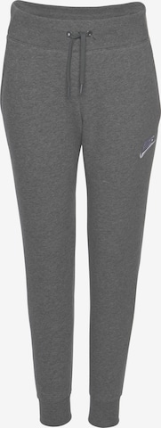 Nike Sportswear Tapered Hose in Grau: predná strana