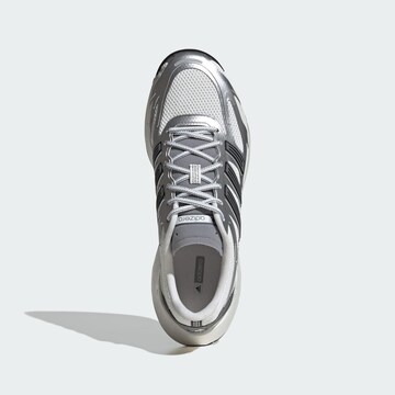 sudrabs ADIDAS ORIGINALS Zemie brīvā laika apavi 'Adizero Aruku'