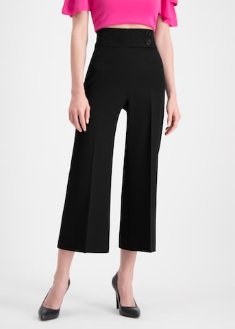 Nicowa Pleated Pants 'CORADUE' in Black: front