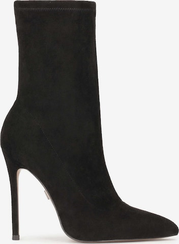 Kazar Boot in Black