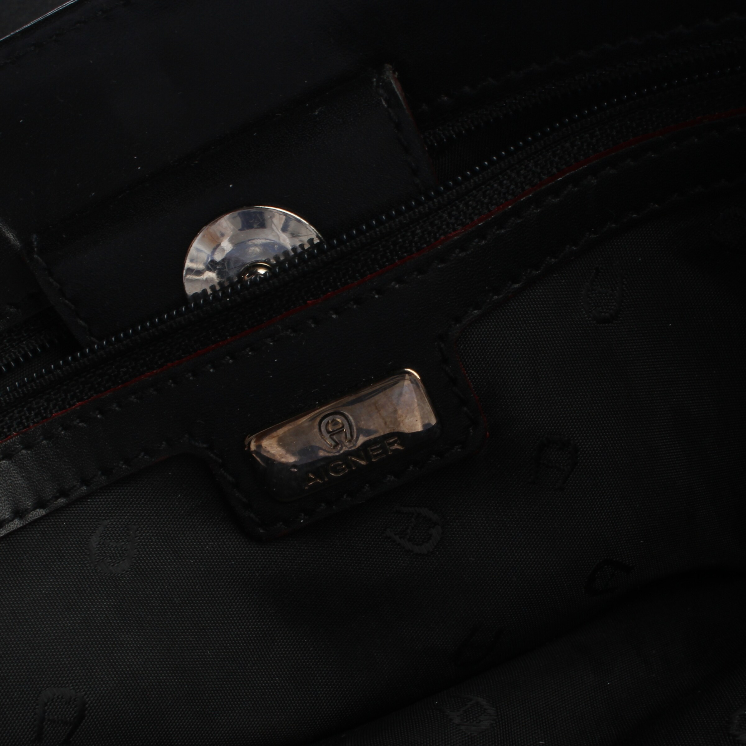 AIGNER Bag in One size in Black
