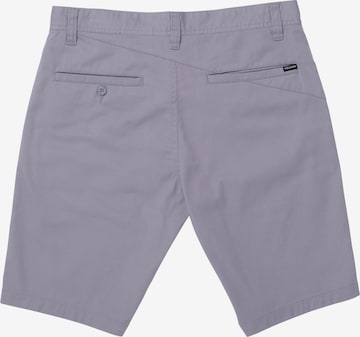 Volcom Regular Shorts in Lila