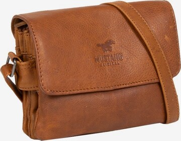 MUSTANG Shoulder Bag in Brown: front