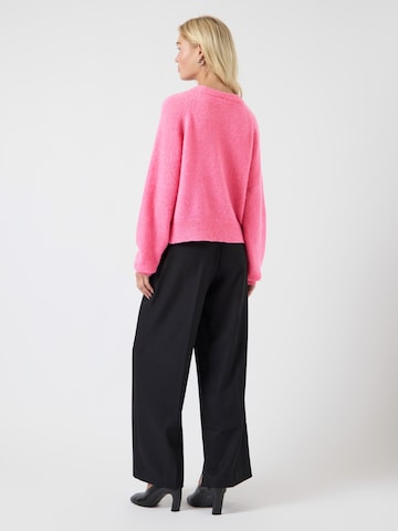 YAS Trui 'YASJOHI' in Roze